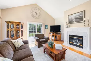 34 Alta Dr, Wappingers Falls, NY 12590 - Photo 13