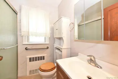 246-35 85th Road, Bellerose, NY 11426 - Photo 15