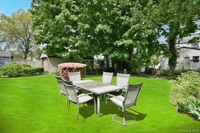 246-35 85th Road, Bellerose, NY 11426 - Photo 19