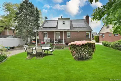 246-35 85th Road, Bellerose, NY 11426 - Photo 21