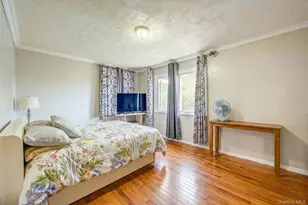 109-18 177th St, Jamaica, NY 11433 - Photo 17
