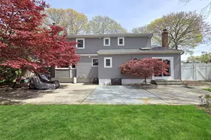 42 Morris Ave, Farmingville, NY 11738 - Photo 27