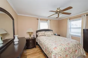 23 Gables Dr, Hicksville, NY 11801 - Photo 11