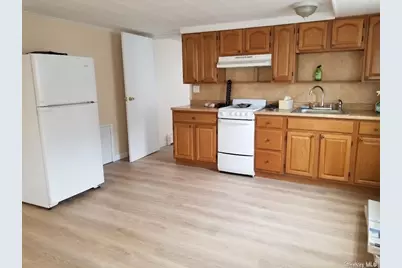 608 E Penn Street #Walk-in, Long Beach, NY 11561 - Photo 3