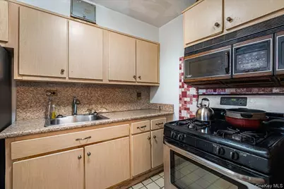 147-44 Village Road #87D, Jamaica, NY 11435 - Photo 9