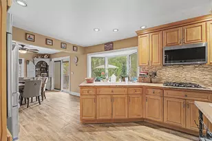 229 Berry Hill Rd, Syosset, NY 11791 - Photo 19