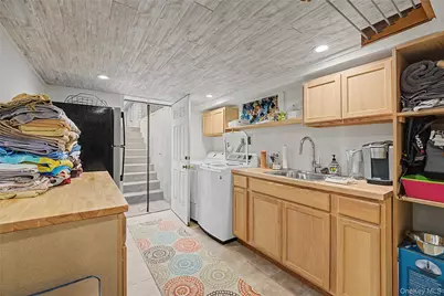 229 Berry Hill Road, Syosset, NY 11791 - Photo 21