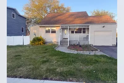 675 S Long Beach Avenue, Freeport, NY 11520 - Photo 1