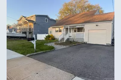 675 S Long Beach Avenue, Freeport, NY 11520 - Photo 3