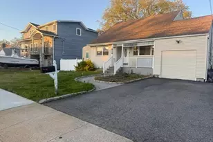 675 S Long Beach Ave, Freeport, NY 11520 - Photo 3