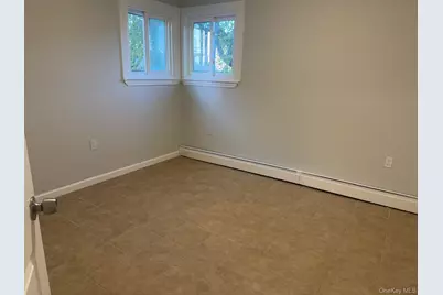 675 S Long Beach Avenue, Freeport, NY 11520 - Photo 11