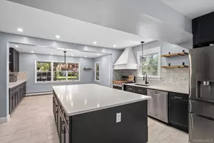 14 Evelyn Rd, Port Jefferson Station, NY 11776 - Photo 7