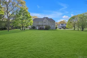 9 Paddock Ln, Medford, NY 11763 - Photo 23