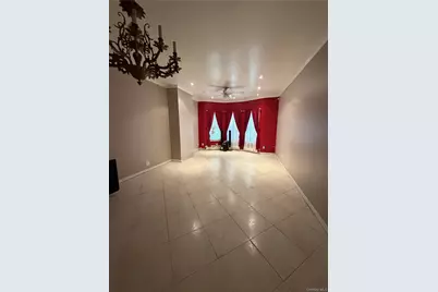 1871 Matthews Avenue, Bronx, NY 10462 - Photo 9