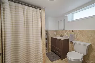 50 Lantern St, Huntington, NY 11743 - Photo 23