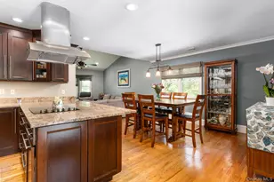 21 Laurita Gate, Port Jefferson, NY 11777 - Photo 13