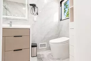 3 Katonah Pl, Dix Hills, NY 11746 - Photo 15