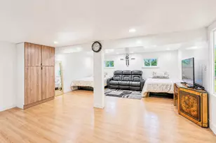 3 Katonah Pl, Dix Hills, NY 11746 - Photo 23