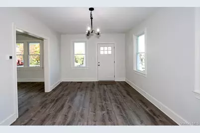 10 Ohio Avenue, Port Washington, NY 11050 - Photo 7