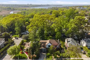 241-01 52nd Ave, Douglaston, NY 11362 - Photo 31