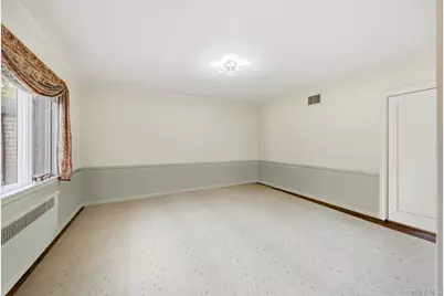 241-01 52nd Avenue, Douglaston, NY 11362 - Photo 21