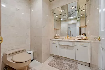 241-01 52nd Avenue, Douglaston, NY 11362 - Photo 23
