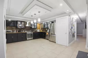 831 Longfellow Ave, Bronx, NY 10474 - Photo 15