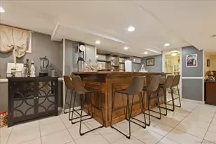 336 Princeton St, Westbury, NY 11590 - Photo 21