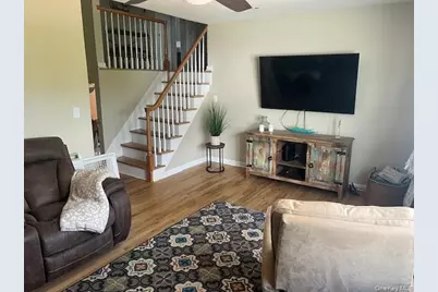 385 Garden Street, West Islip, NY 11795 - Photo 7