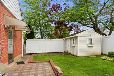 57 Bradford Road, Valley Stream, NY 11580 - Photo 5