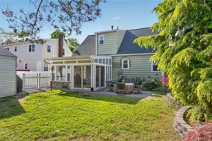 31 Broadway, New Hyde Park, NY 11040 - Photo 31