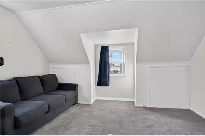 31 Broadway, New Hyde Park, NY 11040 - Photo 21