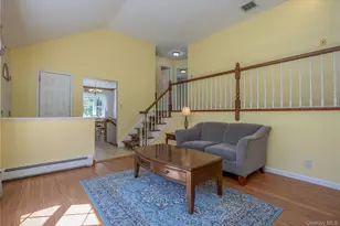 191 Center St, Pearl River, NY 10965 - Photo 3