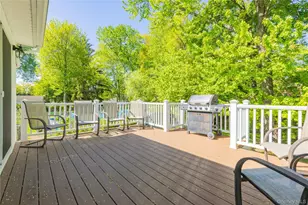 191 Center St, Pearl River, NY 10965 - Photo 15