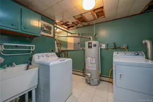 191 Center St, Pearl River, NY 10965 - Photo 19