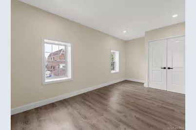 9519 116th Street, Richmond Hill, NY 11419 - Photo 9