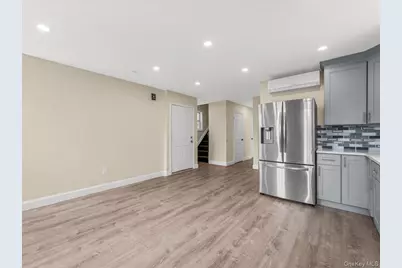 9519 116th Street, Richmond Hill, NY 11419 - Photo 7