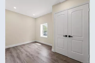 9519 116th Street, Richmond Hill, NY 11419 - Photo 11