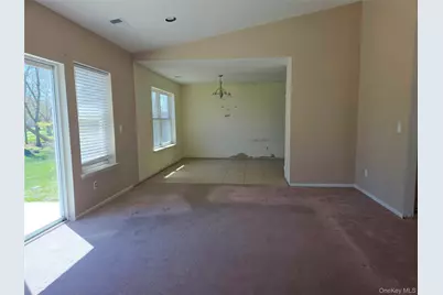 168 Hampton Vista Drive, Manorville, NY 11949 - Photo 7
