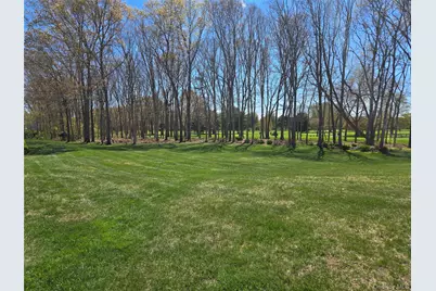168 Hampton Vista Drive, Manorville, NY 11949 - Photo 5