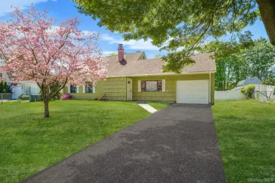 88 Matsunaye Drive, Medford, NY 11763 - Photo 1