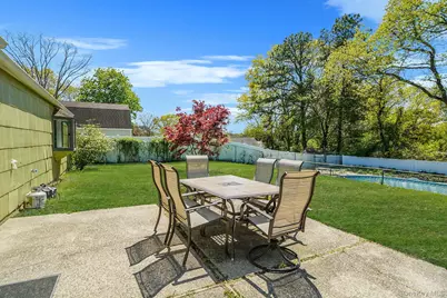 88 Matsunaye Drive, Medford, NY 11763 - Photo 23