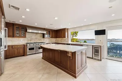 49 Harborview W, Lawrence, NY 11559 - Photo 17