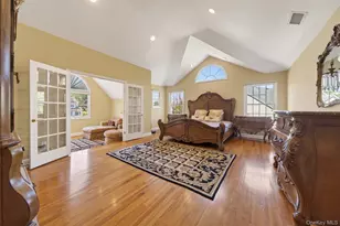2 Tappanwood Dr, Locust Valley, NY 11560 - Photo 11