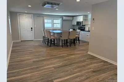 424 Bayville Avenue #Bungalow, Bayville, NY 11709 - Photo 3