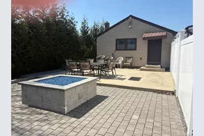424 Bayville Avenue #Bungalow, Bayville, NY 11709 - Photo 11