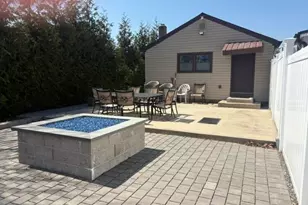 424 Bayville Ave, Bayville, NY 11709 - Photo 11