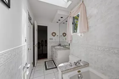 128 Tremper Street, Holbrook, NY 11741 - Photo 25
