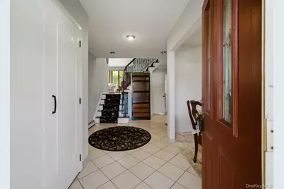 128 Tremper Street, Holbrook, NY 11741 - Photo 11