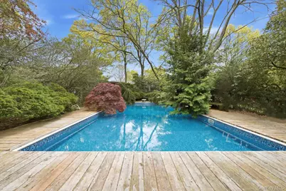 128 Tremper Street, Holbrook, NY 11741 - Photo 5